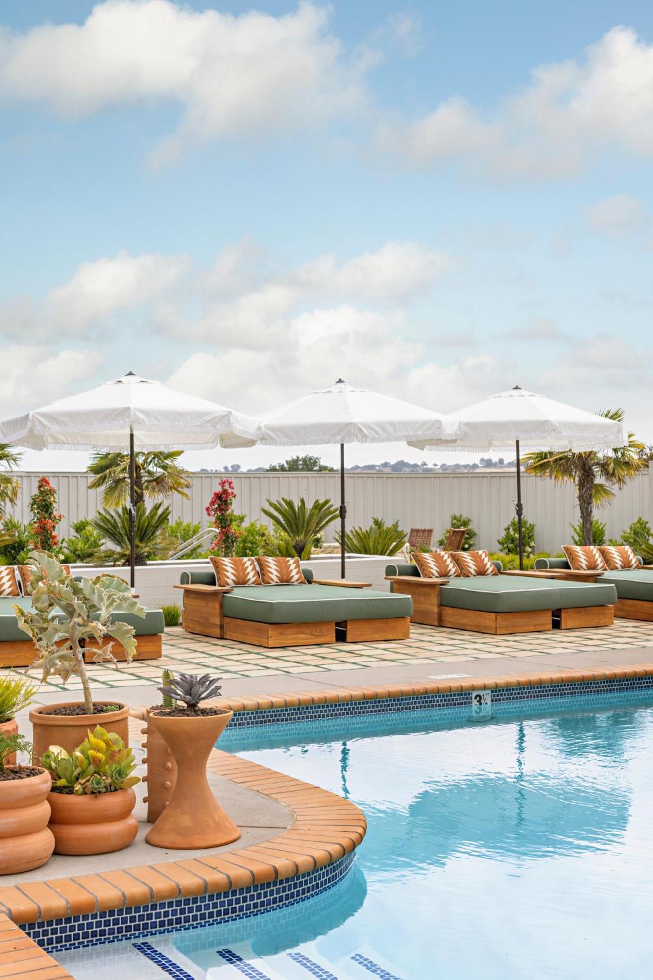 River Lodge Paso - 21 & Over Pool Paso Robles Eksteriør bilde
